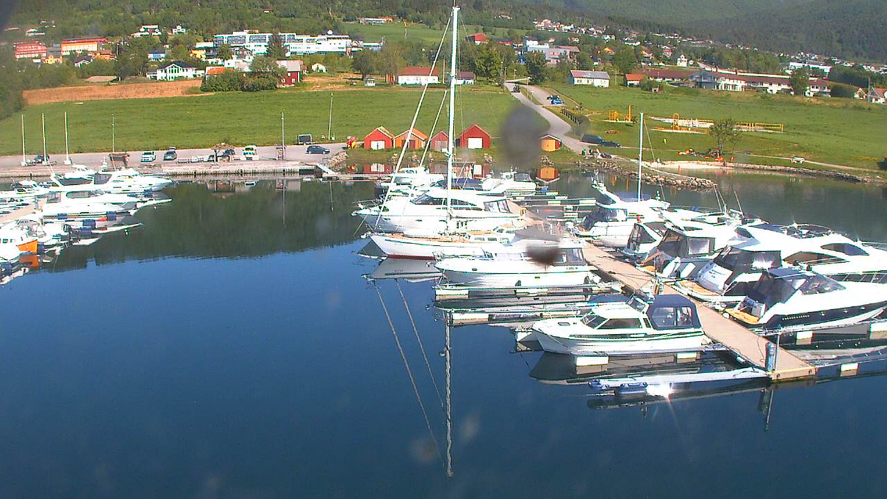 Webcam Elnesvågen, Fræna, Møre og Romsdal, Norwegen